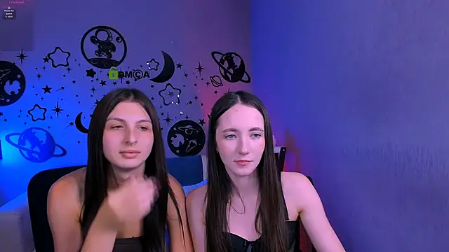 bella_dorn live cam on StripChat