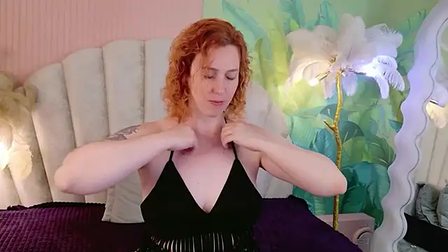 Evie_Berret live cam on StripChat