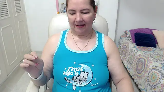 leonela_69 webcam