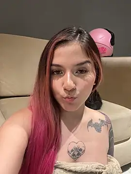 bella_mush webcam