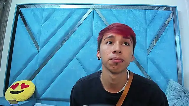 LexxyAndAres webcam