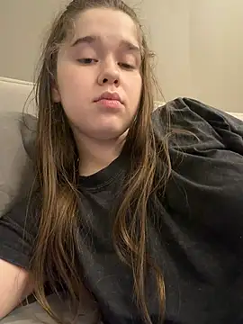 HornyGirlH webcam