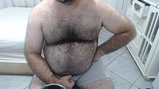 MysterBearMG live cam