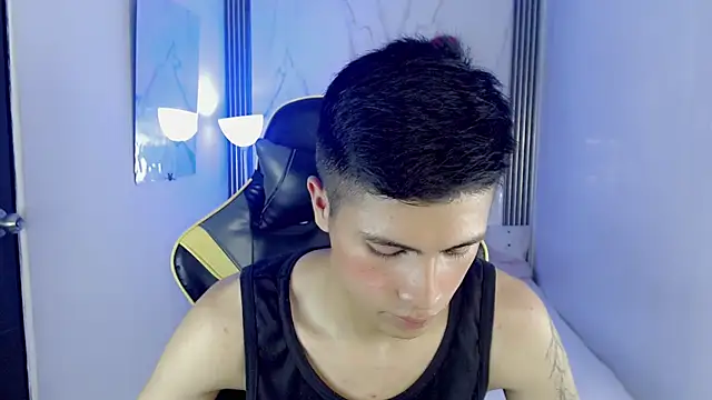Ascii_one live cam on StripChat