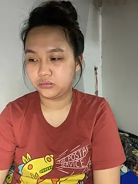 Almira6868 webcam