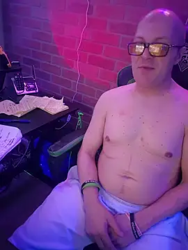 chronic_vibez (Ask my age) - #american #balds #big-cocks #colorful #cum-play #cumshot #daddies #hd #masturbation #mobile #muscular #orgasm #recordable-publics #short-hair #shower #small-audience #smoking #straight #white