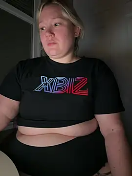 piggyrose (F young) - Hornyyyyyy make me cum