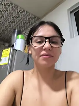 Daniela-rosee webcam