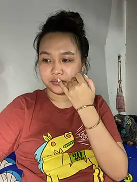 Almira6868 webcam