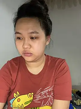 Almira6868 webcam