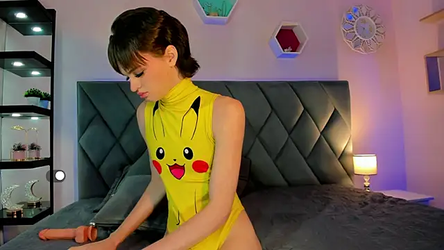 Auroraa_Smith Live Webcam on Stripchat