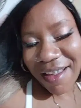 emmilyrosee - EmmilyRosee's free webcam - UK Sex Cams
