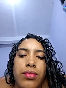 Cataleya_ja live cam on StripChat