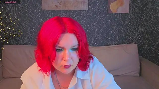 Emma_Davise live cam on StripChat