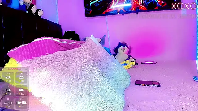 Thalia_girl21 live cam on StripChat