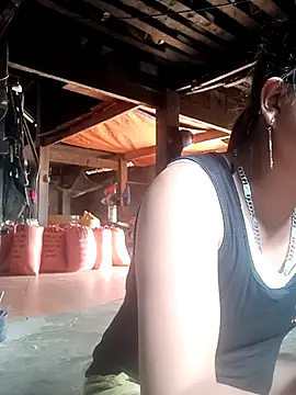 phuongtrinh1 live cam on StripChat