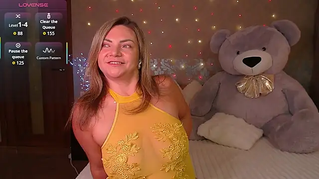 MerySweetGirl live cam on StripChat