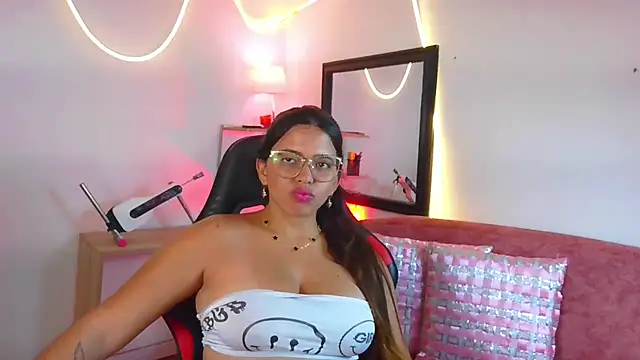 Megaan_Greey