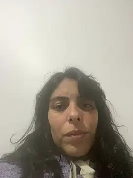 Sarah-safada live cam on StripChat