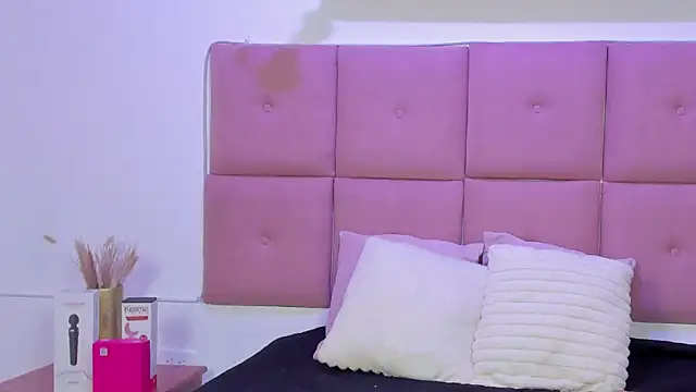 Piinksoul149 webcam