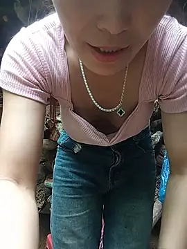 heryy_xx - Heryy_xx's free webcam - UK Sex Cams