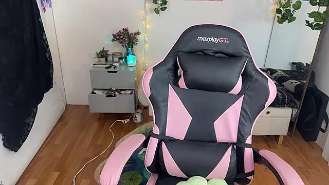 ari_kat