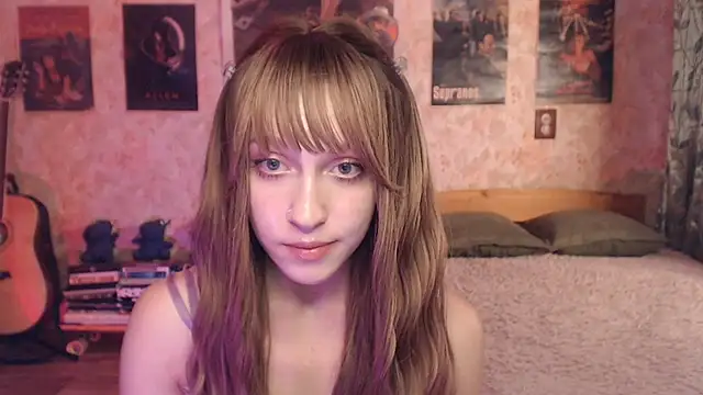 Friendly_Ellie webcam
