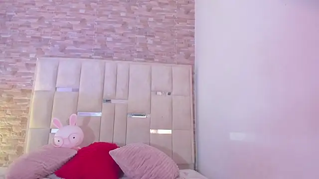 misuka_uwu22 Live Webcam on Stripchat