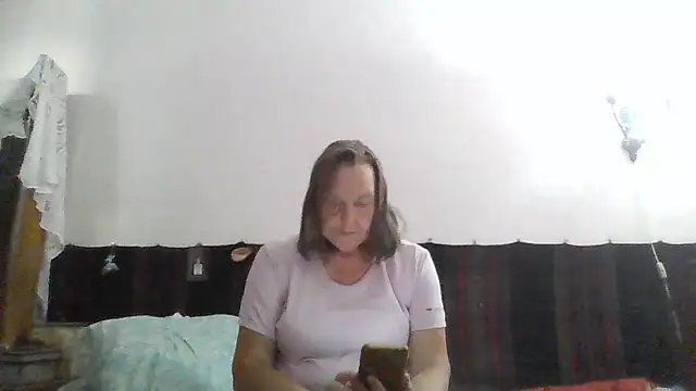 AnnaLive570