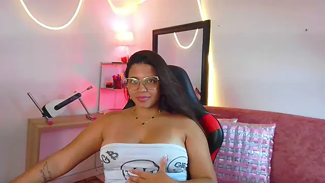 Megaan_Greey