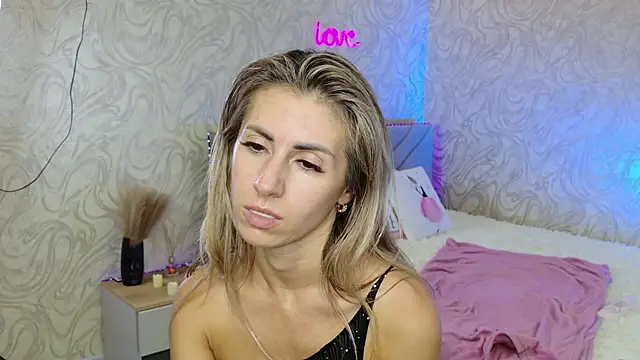 Karolina_Moon1 webcam