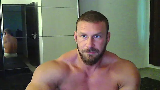 muscularkevin webcam