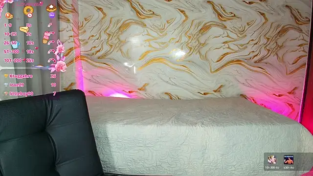EbonyHansNight webcam
