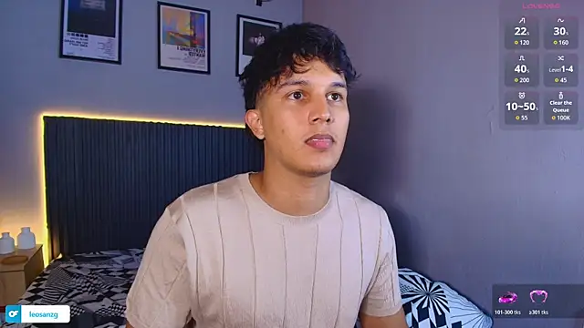 Leo_Savage_ webcam