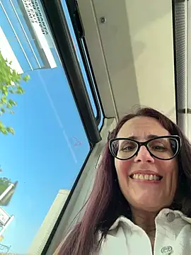 NataKitten live cam on StripChat