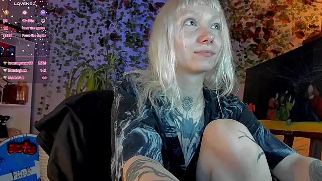 tattoo_art_baby live cam on StripChat