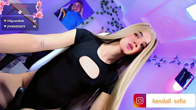 Sophiaa_doll_ Live Webcam on Stripchat