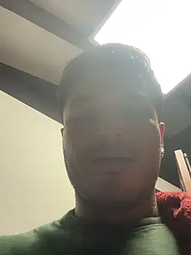 noahstevenss Live Webcam on Stripchat