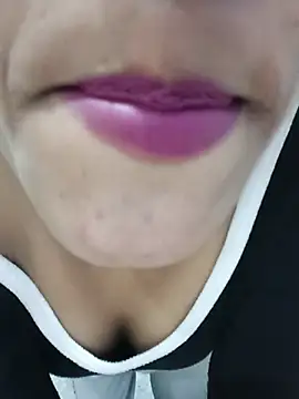 HOTDARLING420 webcam