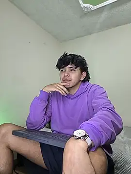 thiago_wc - Thiago_Wc's free webcam - UK Sex Cams