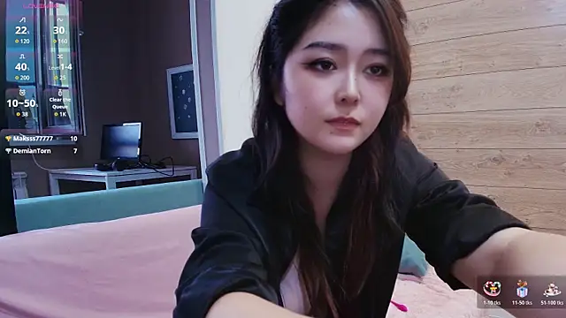 yun_lihn live cam on StripChat
