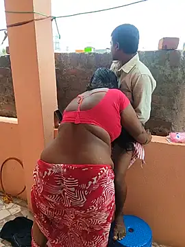 Desicouple1706