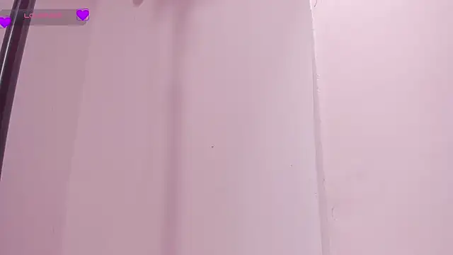 MissCurvyTop webcam