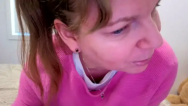 Aussiecougar live sex cam