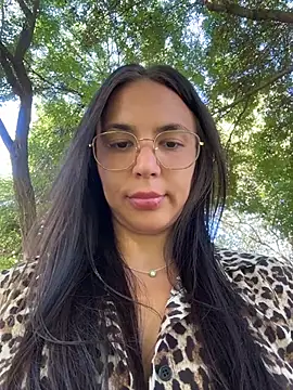 Bunny_Lush live sex cam