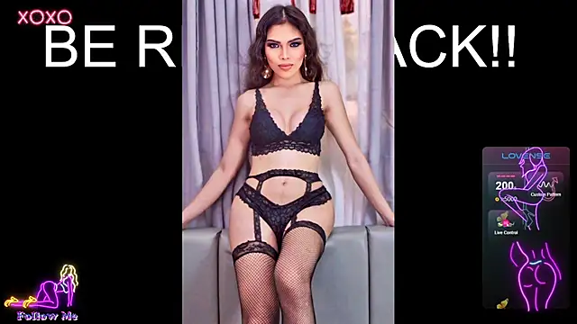 izabella_moore webcam