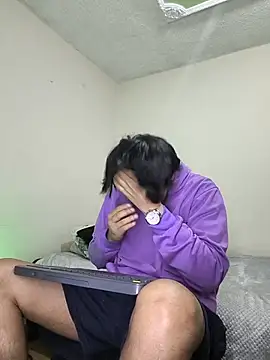 Thiago_Wc live cam on StripChat