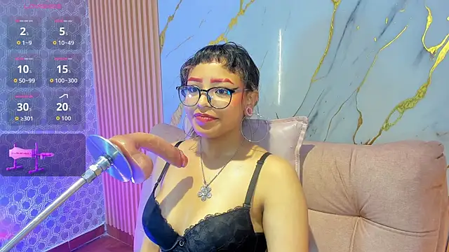Willow_Levine webcam