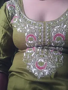 x_ranii live cam on StripChat