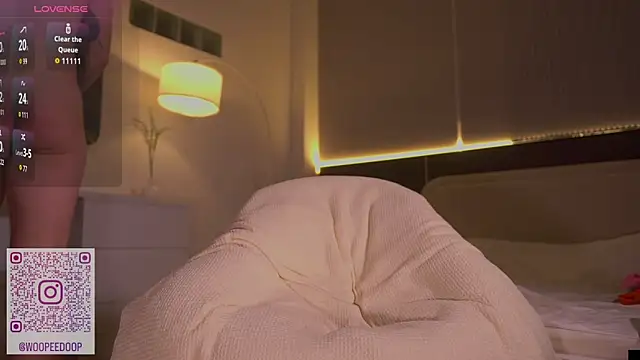 poorpornactor live cam on StripChat